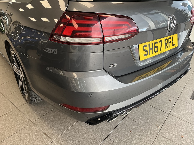 Volkswagen 2.0 TSI R Estate 5dr Petrol DSG 4Motion Euro 6 (s/s) (310 ps)