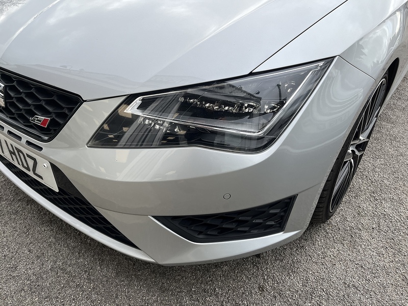 SEAT 2.0 TSI Cupra 290 Black Sport Tourer 5dr Petrol Manual Euro 6 (s/s) (290 ps)