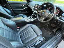 BMW 3 Series 320i M Sport - U15191