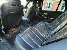 BMW 3 Series 320i M Sport - U15191