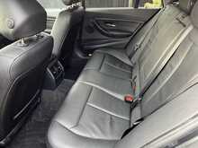 BMW 3 Series 320d Luxury - U15197