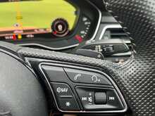 Audi A4 TDI Black Edition - U15202