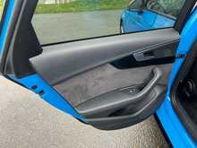 Audi A4 TDI Black Edition - U15202