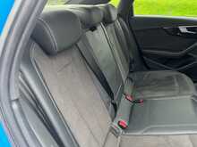 Audi A4 TDI Black Edition - U15202