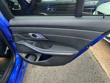 BMW 3 Series 320d M Sport - U15226