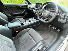 Audi A4 TDI Black Edition - U15232