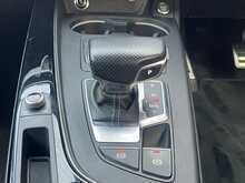 Audi A4 TDI Black Edition - U15232