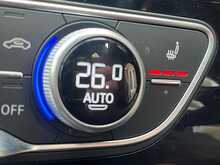 Audi A4 TDI Black Edition - U15232