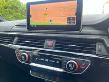 Audi A4 TDI Black Edition - U15232
