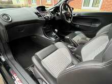 Ford Fiesta T EcoBoost ST-3 - U15236
