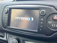 Toyota Yaris VVT-h Excel - U15246