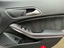 Mercedes-Benz CLA CLA220d AMG Line - U15292