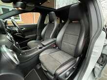Mercedes-Benz CLA CLA220d AMG Line - U15292