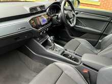 Audi Q3 TDI S line - U15303