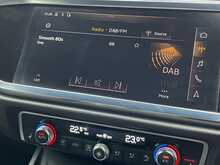 Audi Q3 TDI S line - U15303