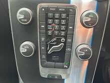 Volvo V40 D4 R-Design - U15314