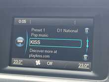 Volvo V40 D4 R-Design - U15314