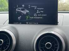 Audi S3 TFSI Black Edition - U15321