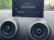 Audi S3 TFSI Black Edition - U15321