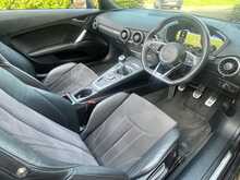 Audi TT TFSI S line - U15331