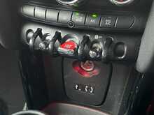 MINI Hatch Cooper SD - U15339