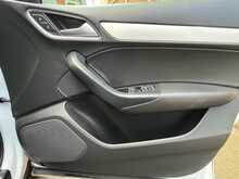 Audi Q3 TDI S line - U15354