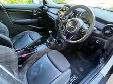 MINI Hatch Cooper - U15360