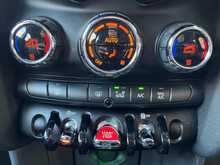 MINI Hatch Cooper - U15360