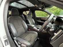 Volvo XC40 D4 R-Design - U15372