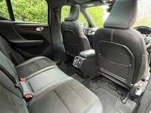 Volvo XC40 D4 R-Design - U15372