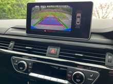 Audi A4 TDI Black Edition - U15374