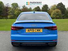 Audi A4 TDI Black Edition - U15374