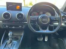 Audi S3 TFSI Black Edition - U15378