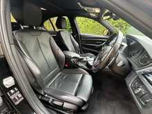 BMW 3 Series 330d M Sport Shadow Edition - U15379