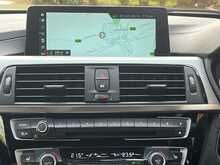 BMW 3 Series 330d M Sport Shadow Edition - U15379