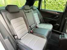 Volkswagen Tiguan TSI R-Line - U15394