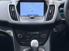 Ford Kuga TDCi EcoBlue ST-Line Edition - U15425