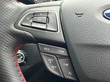 Ford Kuga TDCi EcoBlue ST-Line Edition - U15425