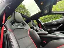 Mercedes-Benz GLA GLA45 AMG - U15440