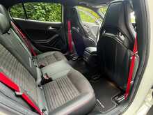 Mercedes-Benz GLA GLA45 AMG - U15440