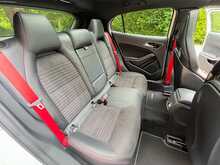 Mercedes-Benz GLA GLA45 AMG - U15440