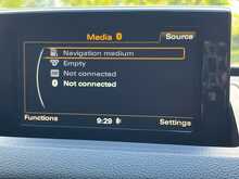 Audi Q3 TDI Black Edition - U15459