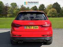 Audi Q3 TDI Black Edition - U15459