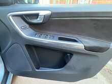 Volvo XC60 D4 R-Design Nav - U15460