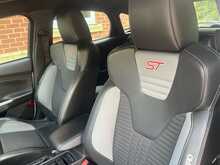 Ford Focus T EcoBoost ST-2 - U15476