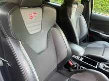 Ford Focus T EcoBoost ST-2 - U15476