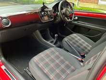 Volkswagen up! TSI GTI - U15486
