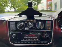 Volkswagen up! TSI GTI - U15486