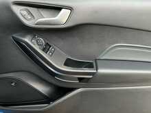 Ford Fiesta T EcoBoost ST Edition - U15491