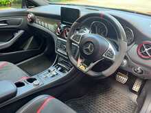 Mercedes-Benz CLA CLA45 AMG - U15499